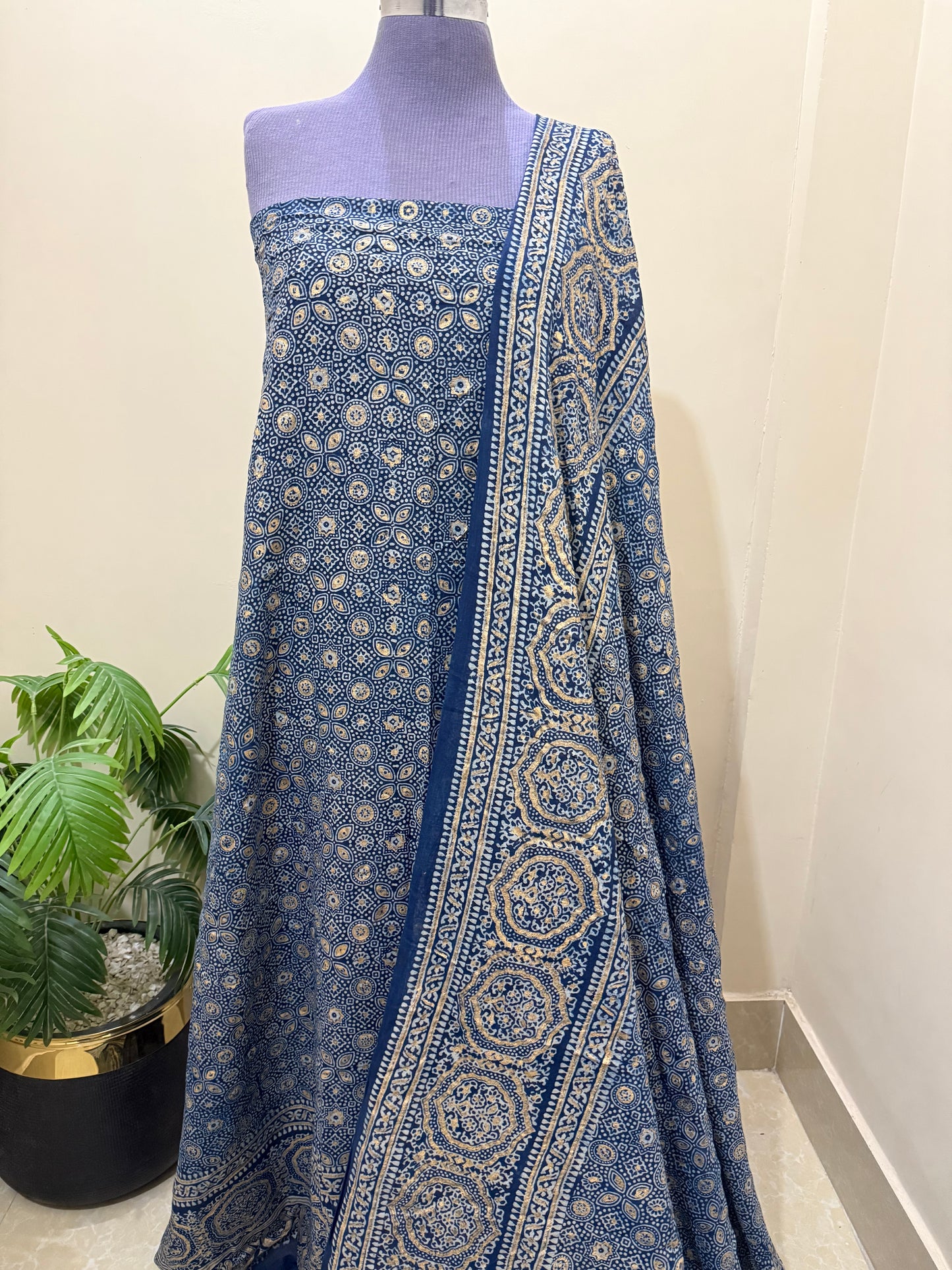 2 piece (Golden chapa) indigo