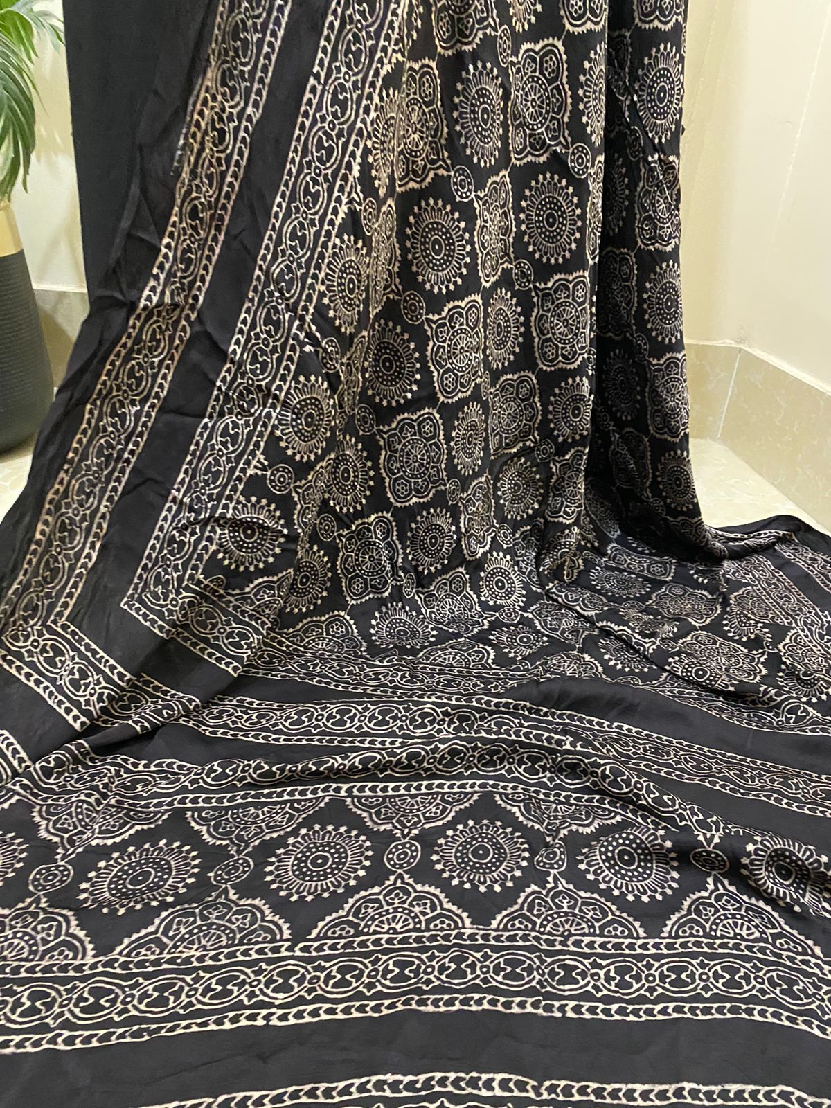 Dupata/Shawl (Silk)