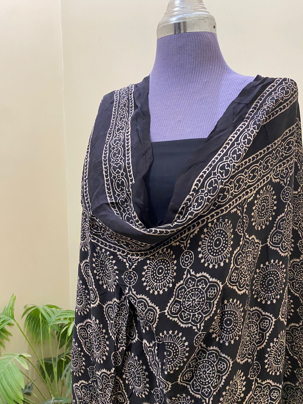 Dupata/Shawl (Silk)